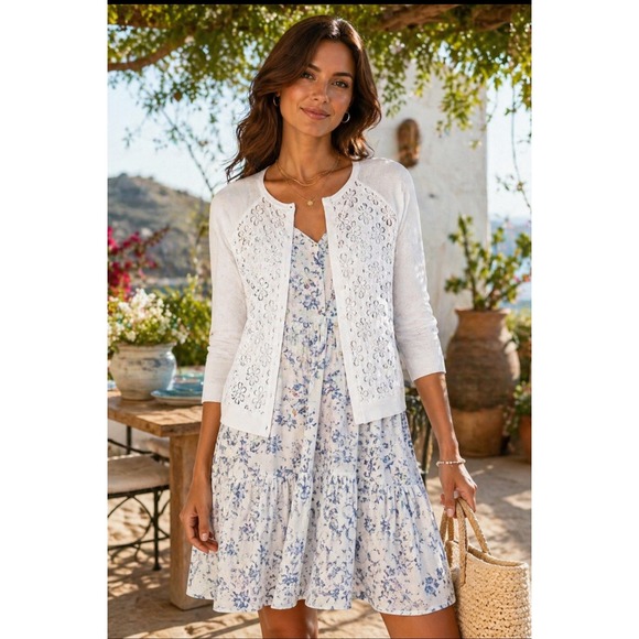 august silk Sweaters - August Silk White Cotton Modal Floral Lace Button Cardigan Crewneck Size XL EUC
